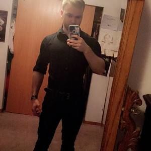 Meet your Posher, Damon